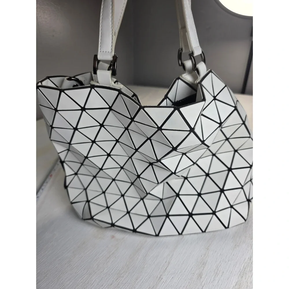 MW Geometric Triangle Tote Bag White Black Modern Minimalist Y2K Futuristic
